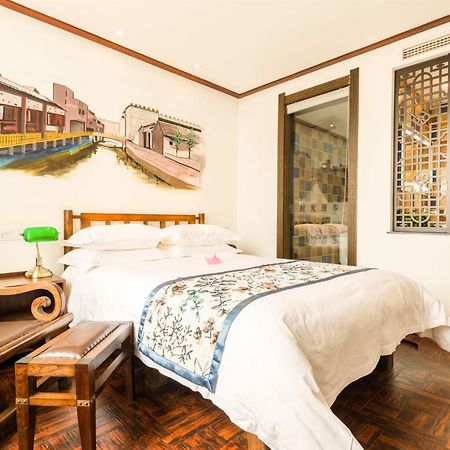 Nostalgia Hotel Near Tianjin Polar Ocean Word- Tianjin Fonte Joy World, 10 Minutes Drive Away From Tianjin Tanggu High-Speed Railway Station, Free Ice-Cream, Mineral Water, Snacks And Laundry Service, English Communication Well Экстерьер фото