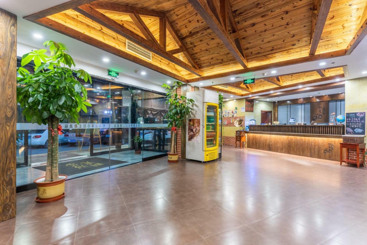 Nostalgia Hotel Near Tianjin Polar Ocean Word- Tianjin Fonte Joy World, 10 Minutes Drive Away From Tianjin Tanggu High-Speed Railway Station, Free Ice-Cream, Mineral Water, Snacks And Laundry Service, English Communication Well Экстерьер фото