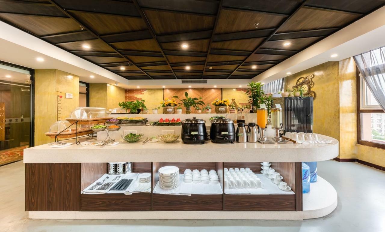 Nostalgia Hotel Near Tianjin Polar Ocean Word- Tianjin Fonte Joy World, 10 Minutes Drive Away From Tianjin Tanggu High-Speed Railway Station, Free Ice-Cream, Mineral Water, Snacks And Laundry Service, English Communication Well Экстерьер фото