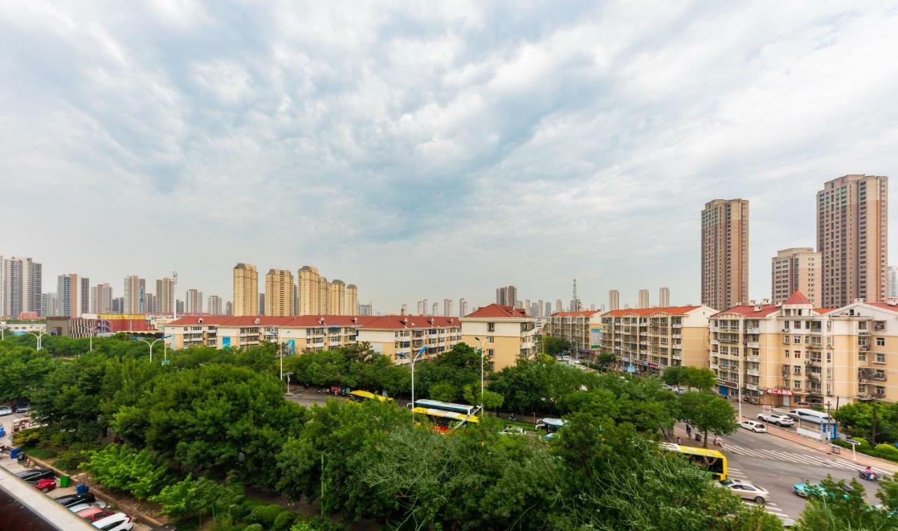 Nostalgia Hotel Near Tianjin Polar Ocean Word- Tianjin Fonte Joy World, 10 Minutes Drive Away From Tianjin Tanggu High-Speed Railway Station, Free Ice-Cream, Mineral Water, Snacks And Laundry Service, English Communication Well Экстерьер фото